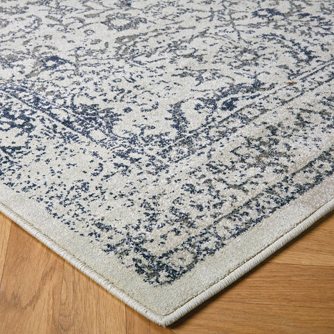 Image of Traditional Blue Area Rug RUGSANDROOMS 