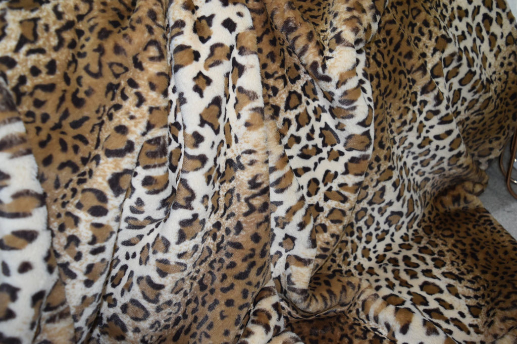 Jaguar Print Faux Fur Throw RUGSANDROOMS 