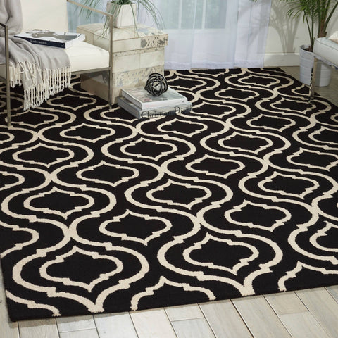 Image of Pamina Black/White Area Rug RUGSANDROOMS 