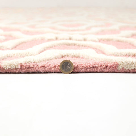 Image of Laila Pink Area Rug RUGSANDROOMS 