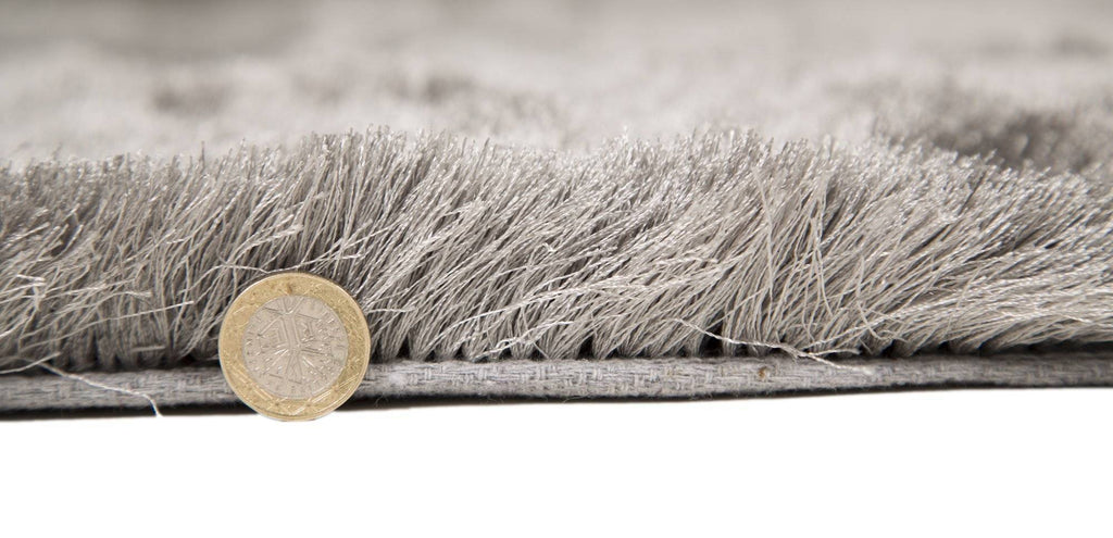 Soft Silver Shaggy Rug RUGSANDROOMS 
